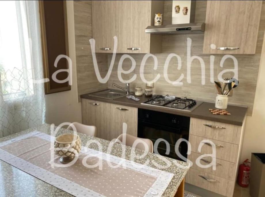 Ferienwohnung La Vecchia Badessa A Due Passi Dal Mare Macari Exterior foto